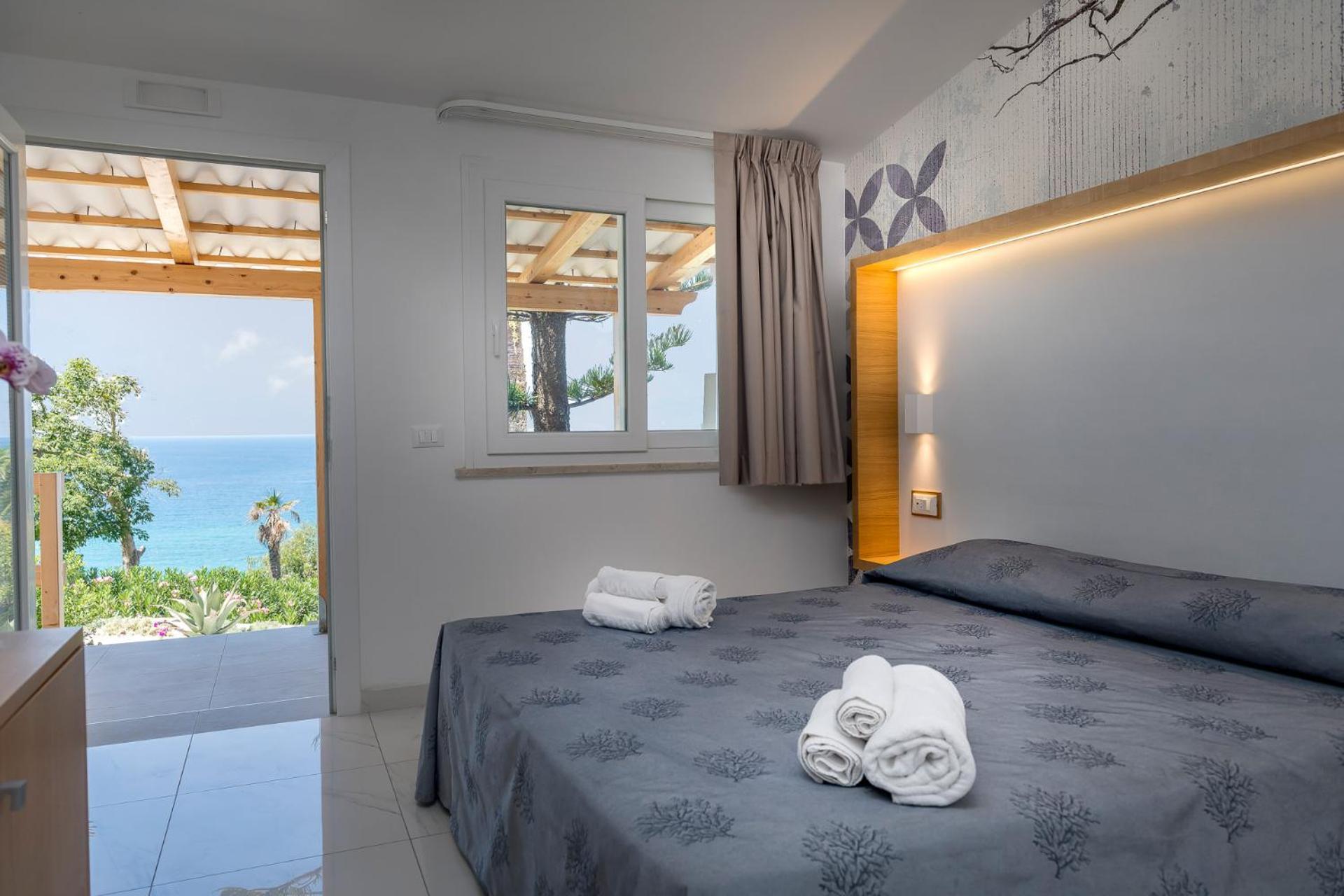 Hotel Villaggio Stromboli Санта Доменика Екстериор снимка