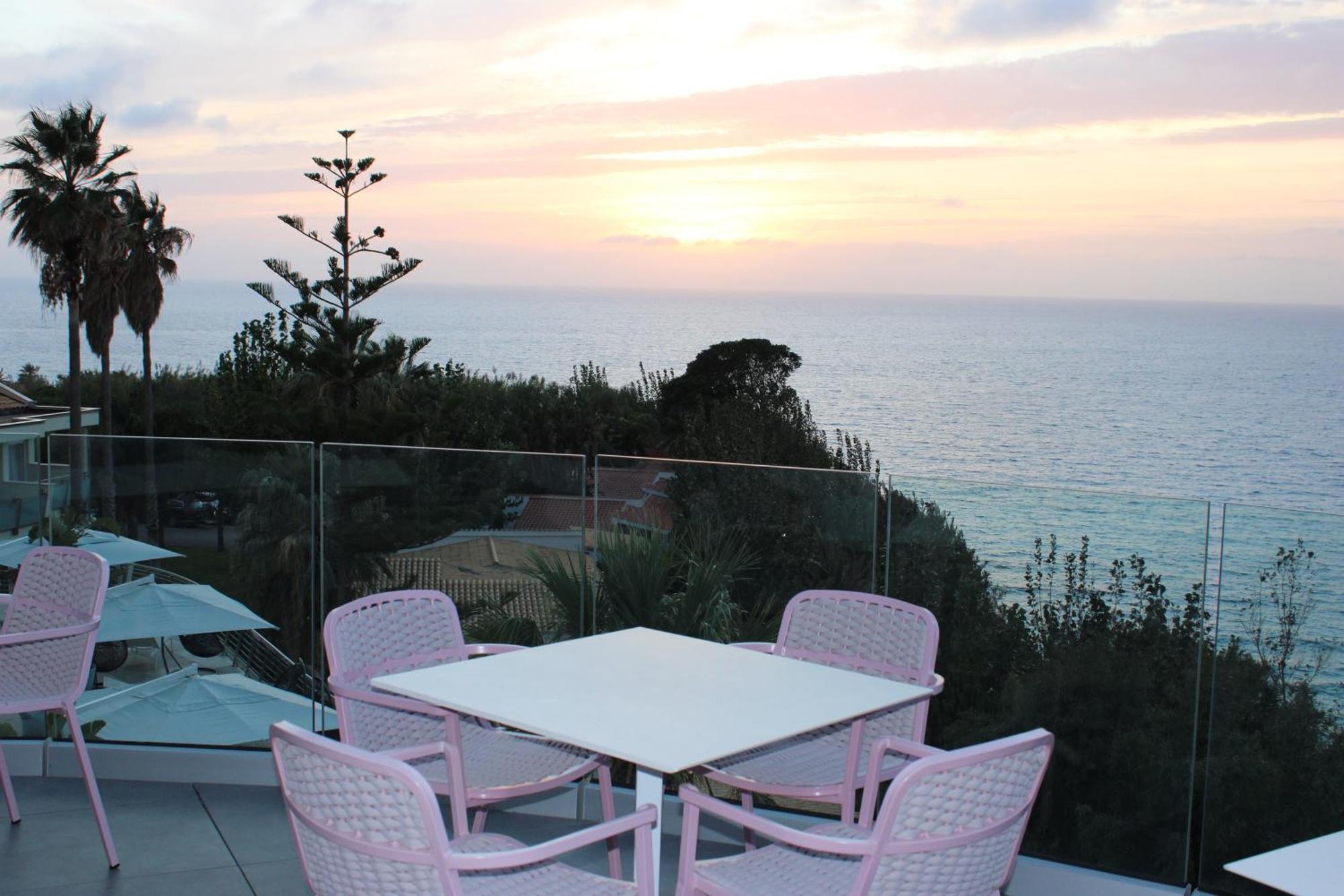 Hotel Villaggio Stromboli Санта Доменика Екстериор снимка