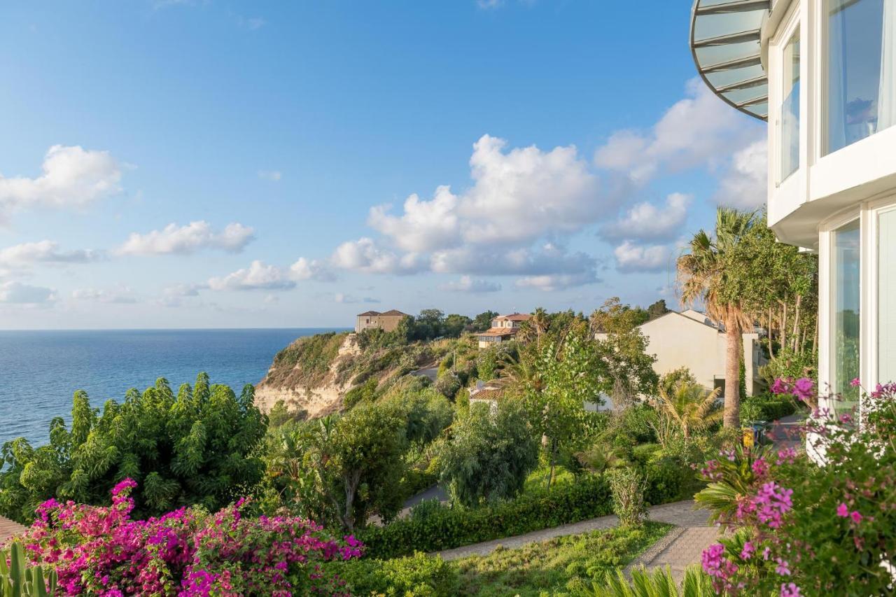 Hotel Villaggio Stromboli Санта Доменика Екстериор снимка